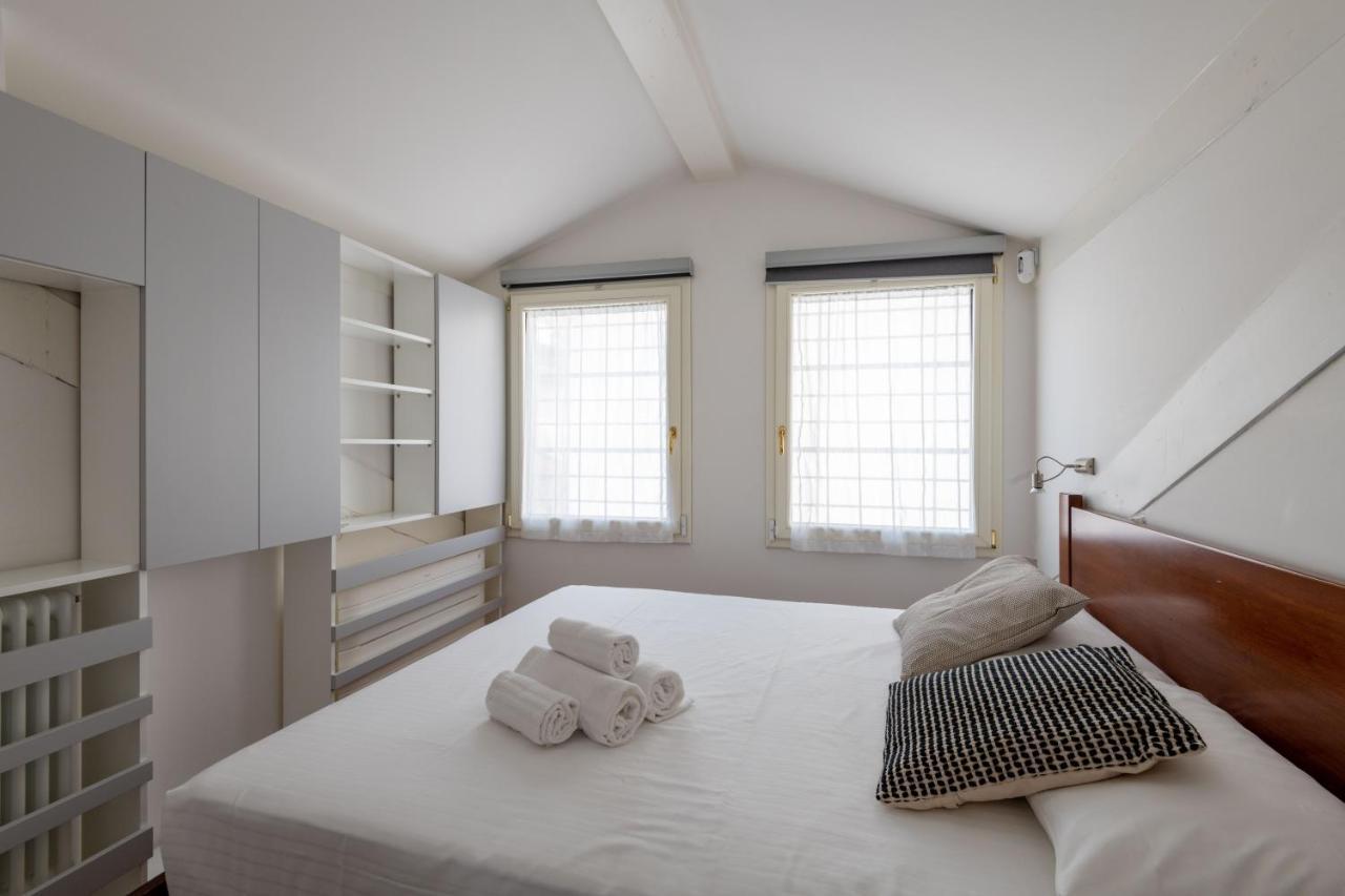 Milano Apartments Voghera Екстер'єр фото