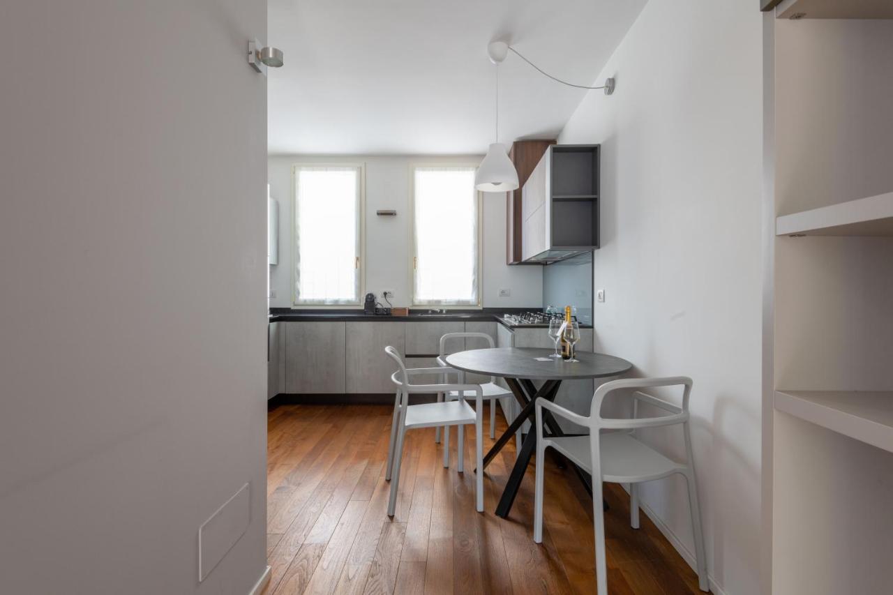 Milano Apartments Voghera Екстер'єр фото